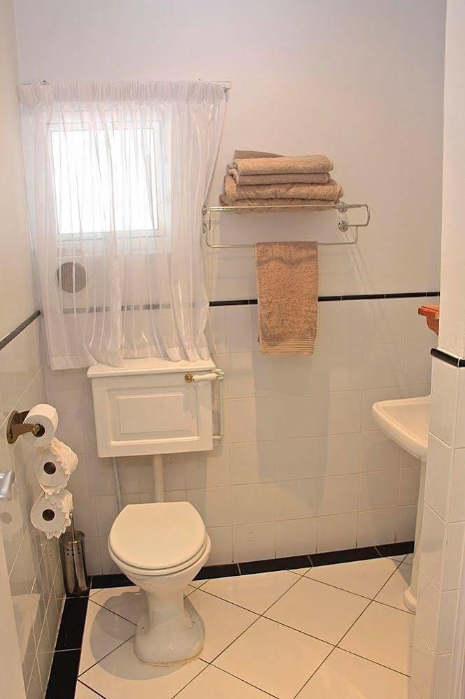 Sea Breeze Beach House เพลตเตนเบิร์กเบย์ ภายนอก รูปภาพ